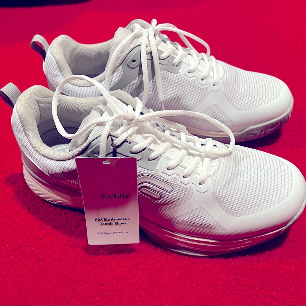 FitVille Tennis Shoes